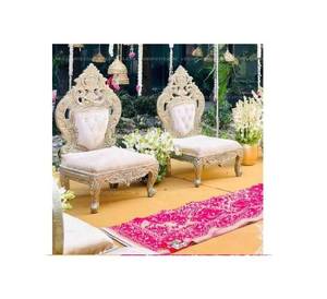 Sillas de Boda de Lujo Talladas a Mano, Tradicionales, de Baja Altura, Tipo Mandap, para Bodas en India - Product Image 1