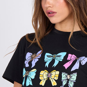 Camiseta Personalizada para Mujer, Estilo Casual, Poliéster/Algodón, Diseño Impreso DTG, Ropa Moderna para Mujer, Estilo Urbano - Product Image 3