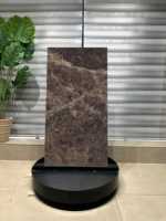Carrelage en porcelaine effet marbre Radiant Emperador