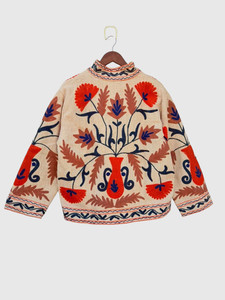 Veste à col mandarin en coton brodée à la main avec des motifs floraux, manches chauve-souris, style chic prairie, vêtement d'automne pour femmes - Product Image 4