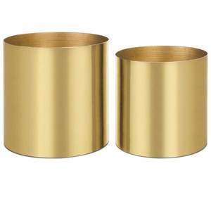 Elegante Macetero Dorado de Hierro y Latón para Hogar y Jardín, Diseño Moderno Ecológico con un Encanto Visual Premium - Product Image 3