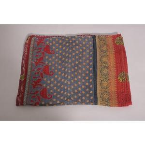 ผ้าห่มลายดอกไม้สไตล์วินเทจ Lavinas ผ้าควิลท์คันธาทำมือจากผ้าฝ้าย ผ้าคลุมเตียงสไตล์โบโฮอินเดีย ผ้าห่มสองด้าน ใช้ได้ทุกฤดู ซักได้ - Product Image 3