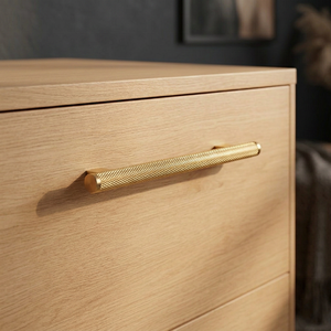 Poignée de tirage en laiton brossé de designer, de haute qualité, moderne, durable, à motif moleté, pour armoire, tiroir, penderie, quincaillerie de meubles - Product Image 2