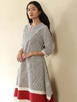 Robe maxi rayée avec ourlet color block rouge, coupe ample, manches trois quarts, coton et fibre de bambou, décontractée, pour tous les jours, toutes saisons