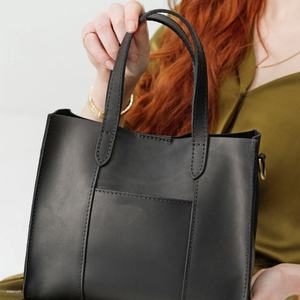 El mejor regalo para niñas, bolso de mano cruzado de cuero negro Premium para uso en la oficina, producto FBA OEM, accesorio para mujer - Product Image 6
