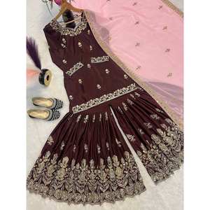 Hermoso conjunto de Parte superior bordada y Dupatta para mujer para fiestas - Product Image 5