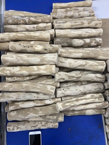 Bâtonnets à mâcher pour chiens en bois de café de qualité supérieure – Emballage personnalisé, vente en gros depuis le Vietnam - Product Image 1
