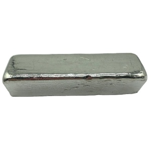 Lingotes de aluminio a la venta, materias primas industriales estándar de alta pureza disponibles para compradores que buscan lingotes de aluminio de primera calidad - Product Image 1