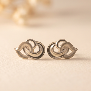 Pendientes de aro entrelazados de plata DIVYORO - Product Image 2