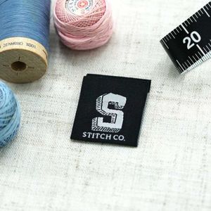 Sheep Meadow Embroidered 3D Embossed Rectangle Garment Label Sheep Pattern Ultrasonic Cut Edge Washable Cloth Patch Bags Flag - Product Image 2