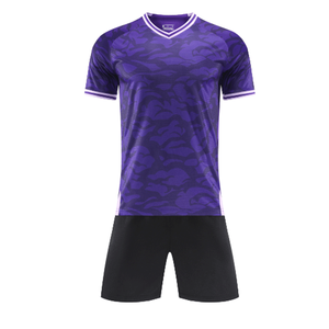 Conjunto de Uniforme de Fútbol Premium de Última Moda, Camiseta y Pantalones Cortos de Color Sólido, Nuevo Estilo, Ropa Deportiva al por Mayor para Clubes y Equipos Deportivos - Product Image 4