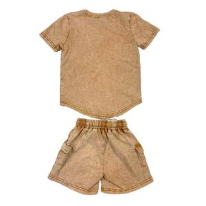 Conjunto de 2 piezas de pantalones cortos y camisa oversize vintage con estampado acid wash para hombre, de poliéster/algodón de alta calidad, casual para otoño y verano. - Product Image 1