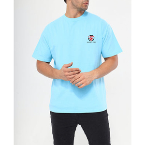 Camiseta Moderna para Hombre, Cuello Redondo, Material de Algodón Premium, Tacto Suave, Diseñada para Comodidad Diaria y un Look Clásico - Product Image 1