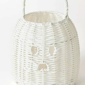 Cesta de mimbre fantasma blanca con diseño original, figurita de espiritu amigable para set de regalo de Halloween para niños - Product Image 4