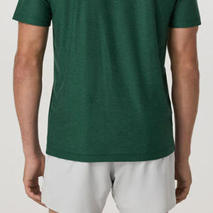 T-shirt décontracté pour homme, couleur unie, manches courtes, service OEM 2026, conception de haute qualité, coutures soignées pour les acheteurs en gros - Product Image 5