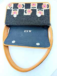 Bolso de Hombro Bordado con Cuentas Hecho a Mano para Mujer, Bolso Étnico Elegante con Aguja para Bodas, Festivales, Fiestas y Uso Diario - Product Image 3