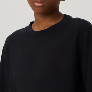 เสื้อสเวตเชิ้ตเด็กผู้ชายทรงพอดีตัว ใส่สบาย ทันสมัย ผ้าระบายอากาศดี ดีไซน์คอกลม สไตล์สตรีทแวร์สำหรับฤดูหนาว พร้อมโลโก้ - Product Image 2