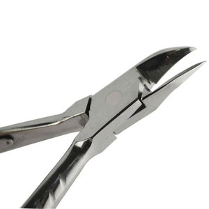 Cortauñas Profesional Curvo de Acero Inoxidable para Esterilización en Autoclave, Cortador y Removedor de Cutículas - Product Image 2