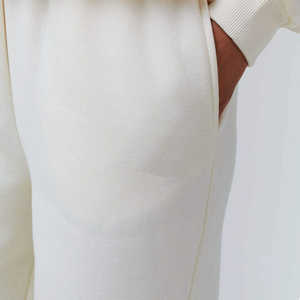 Conjunto de dos piezas para mujer, sudadera con capucha extragrande y pantalones anchos, conjunto informal y cómodo, tela suave - Product Image 6