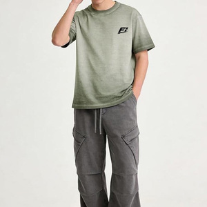 เสื้อยืดโอเวอร์ไซส์ผู้ชายแบบขายส่ง สกรีนโลโก้ได้ เนื้อผ้าหนา ทรงหลวม สตรีทแวร์ ออกกำลังกาย ฟิตเนส สำหรับธุรกิจ B2B สหรัฐอเมริกา - Product Image 1