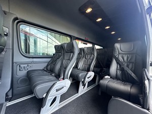 Mercedes-Benz Sprinter 519 Minibús Usado del 2025, 17 Asientos - Product Image 5