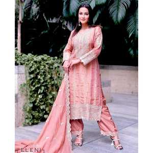 Top de Satén de Diseño con Bordado Intenso y Lentejuelas, Conjunto Elegante de Pantalón y Dupatta - Product Image 1