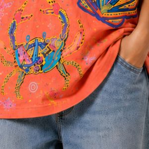 เสื้อยืดโอเวอร์ไซส์ลายกราฟิกสีส้มคอรัลสำหรับผู้หญิง พิมพ์ลายมหาสมุทรหลากสีสัน สไตล์ลำลอง ผ้าฝ้าย สตรีทแวร์ ใส่สบายช่วงฤดูร้อน ทรงหลวม รับผลิตตามสั่ง ขายส่ง - Product Image 6