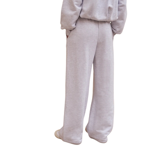 Conjunto Deportivo Oversize para Mujer con Cuello Redondo, Pantalones Anchos de Cintura Elástica, Ajuste Relajado, Dos Piezas, Ropa Casual para el Día a Día y para Estar en Casa - Product Image 5