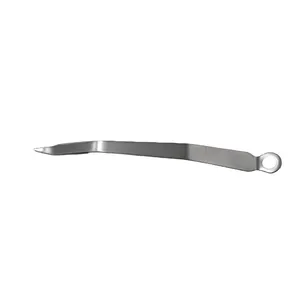 Retractor Quirúrgico Ortopédico Surtechs de Doble Diente, Instrumento Manual de Acero Inoxidable - Product Image 4