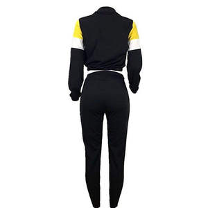 Offre Spéciale – Nouveauté : Ensemble Coupe-Vent Personnalisé de Haute Qualité pour Femme – Survêtement Zippé et Pantalon de Jogging Rayé – Ensembles Coupe-Vent Personnalisables - Product Image 3