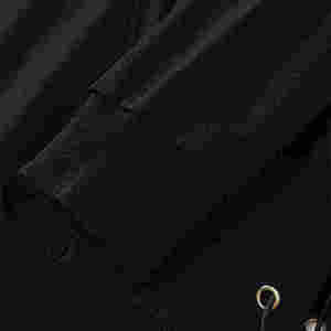Sudadera con Capucha Negra para Hombre, con Estampado de Alas de Ángel en la Espalda, Corte Regular, Estilo Casual para Otoño - Product Image 3