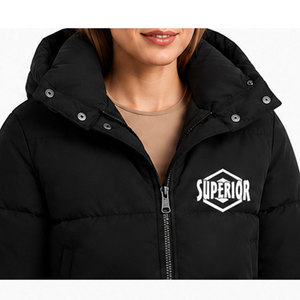 Parka d'hiver coupe-vent pour femme avec isolation de qualité supérieure, revêtement hydrofuge et poches utilitaires fonctionnelles - Product Image 3