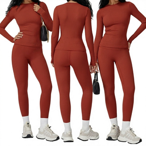 Ensemble 2 pièces de yoga bleu marine uni sans couture : Crop top dos nageur à col en V profond et leggings taille haute longueur genou - Product Image 6