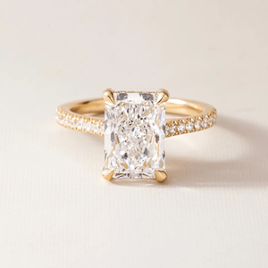 Anillo de Compromiso con Diamante Radiante Cultivado en Laboratorio de 3.50 CT, Halo Oculto, Certificado IGI - Product Image 3
