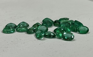 ธรรมชาติสอบเทียบ7X5มิลลิเมตรรูปไข่รูปร่างแซมเบียมรกตคุณภาพดีจำนวนมากที่มีสีเขียวสดใสสีที่ชัดเจนและเงางาม - Product Image 5