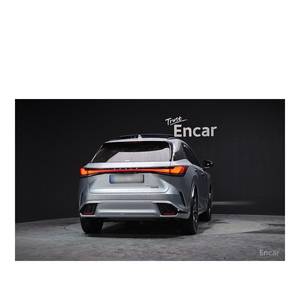 Lexus RX F-Sport 2023 avec boîte de vitesses automatique, 24 789 km, conduite à gauche, sièges en cuir, caméra de recul, seulement 6 mois d'âge - Product Image 4