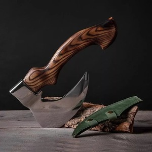 ที่ตัดพิซซ่า THEWIZ CRAFTS ทำจากเหล็กกล้าคาร์บอนสูง ตีขึ้นรูปด้วยมือ รูปทรงขวาน ด้ามไม้ ผิวสีดำ เป็นมิตรต่อสิ่งแวดล้อม - Product Image 3