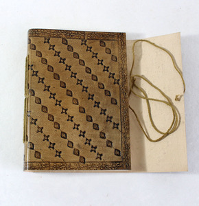 Personalized <b>Leather</b> <b>Diary</b> Handmade Recycled Cotton Paper <b>Leather</b> Journal Wood And Acid Free With Antique Embossed Design - Product Image 5