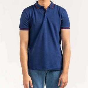 เสื้อโปโลผู้ชายสีพื้น แขนสั้น ผ้าคอตตอนปิเก้ ทรงปกติ สไตล์ลำลอง สีเขียวมะกอก ดีไซน์กระดุม ถักทออย่างดี ปี 2026 - Product Image 3