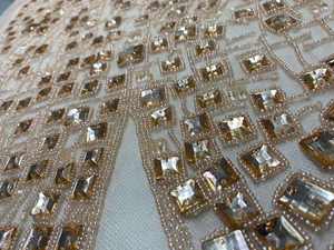 Tela de Encaje de Poliéster Bordada con Cuentas Hecha a Mano para Vestidos de Novia - Estilo Clásico de Lujo, Suministro Mundial - Product Image 2