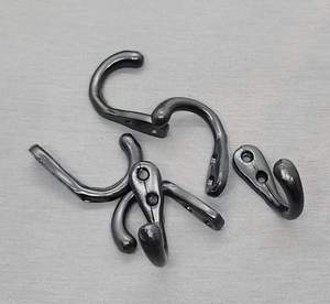 Crochet mural à une seule pointe, crochet en métal noir, crochet à vêtements en fer, crochet mural rustique, crochet mural décoratif, crochet mural porte-clés - Product Image 4