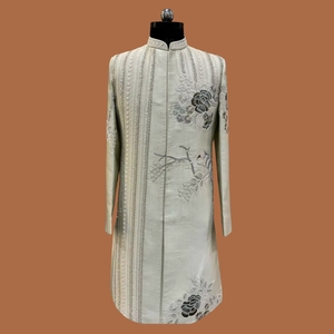 Tela de Seda de Marfil Étnica Indo-Occidental Premium para Hombre con Trabajo Tradicional Zari, Cuentas y Lentejuelas de Varios Tamaños - Product Image 1