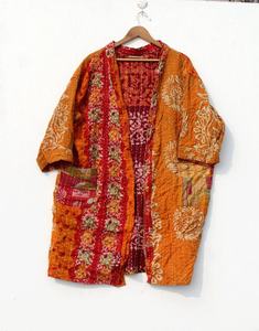 Nueva chaqueta de edredón Kantha Vintage para mujer Kimono Kantha con estampado de ramita de algodón indio hecho de tela de gasa - Product Image 4