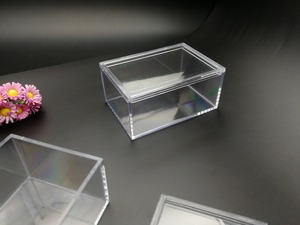 Boîte de rangement en acrylique moderne minimaliste de luxe, durable, multifonctionnelle, contenants transparents personnalisés pour bijoux et maquillage - Product Image 2