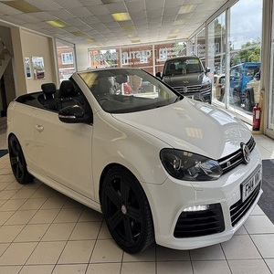 GOLF 2.0 FWD CABRIOLET 2014 EN BON ÉTAT - Product Image 1