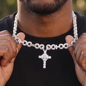 Collier pendentif croix Infinity Link en diamant naturel, style hip-hop plaqué or, avec pendentif croix pour unisexe - Product Image 2