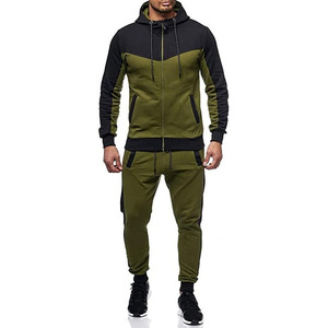 Conjunto Deportivo Táctico para Hombre en Verde Oliva y Negro Stealth – Conjunto Atlético Premium de Dos Piezas con Cremallera Completa - Product Image 1