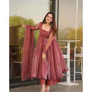 ชุดสูทผ้าโปร่งบางแซลมอน - Product Image 2