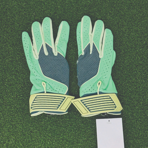 Guantes de golf profesionales de primera calidad para mano derecha e izquierda, de secado rápido, transpirables, suaves, con un diseño único. - Product Image 4