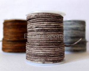 สายหนังแท้ทรงกลม2มม. 3มม.,สายรัดสร้อยคอเครื่องประดับ DIY อุปกรณ์เสริมโดยมิเตอร์สายไฟอินเดีย - Product Image 1